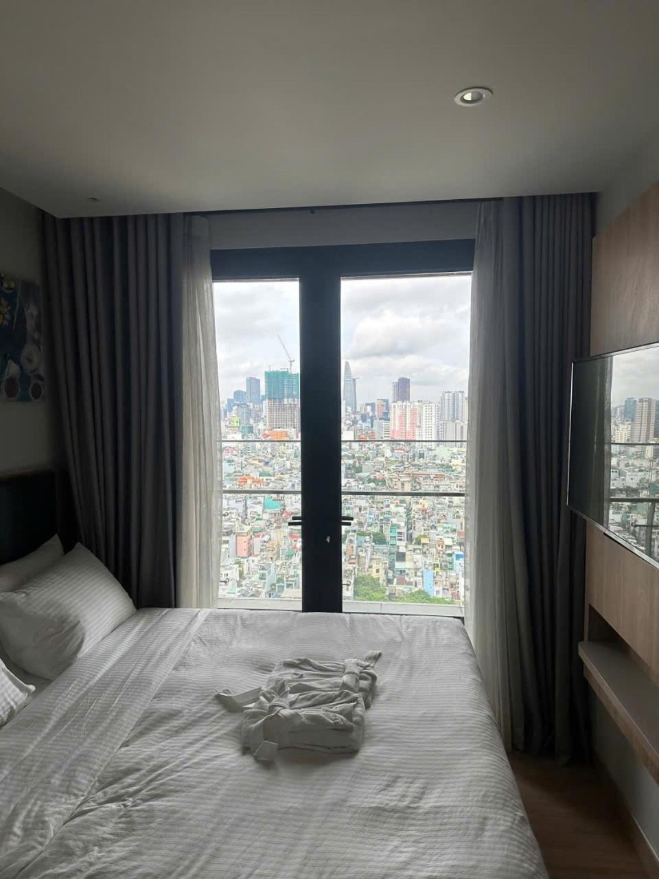 Lusso Suites - D1Mension & Zenity Residence, Sg'S Heart مدينة هوشي منه المظهر الخارجي الصورة